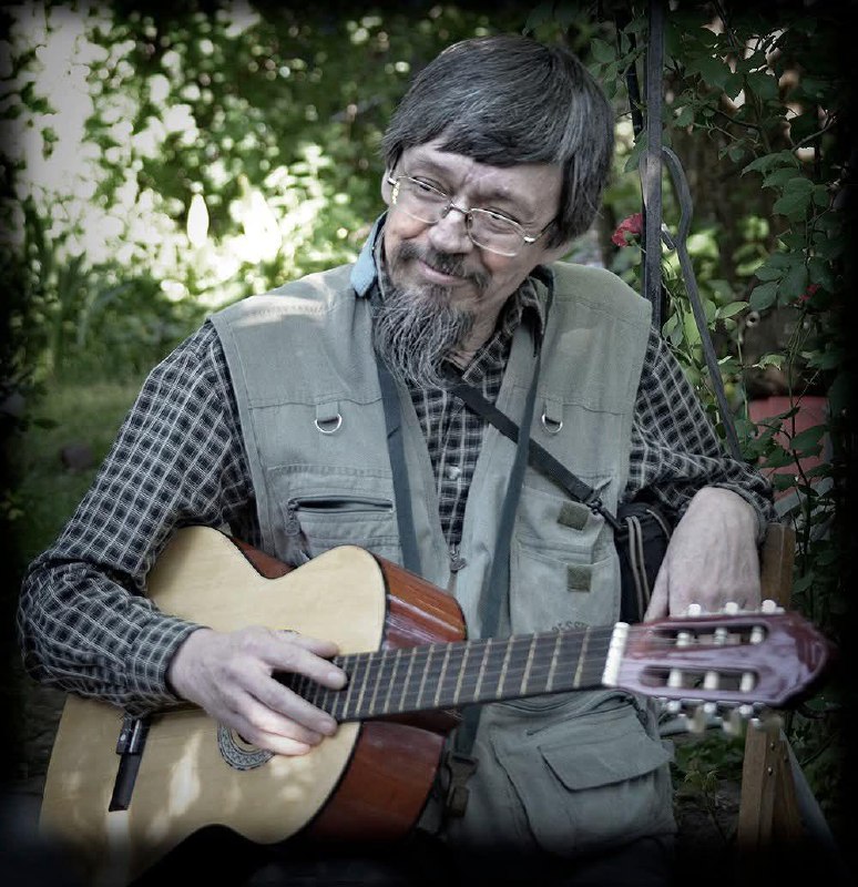 Один із загиблих у Дніпровському районі Києва - чоловік, який створював декорац...