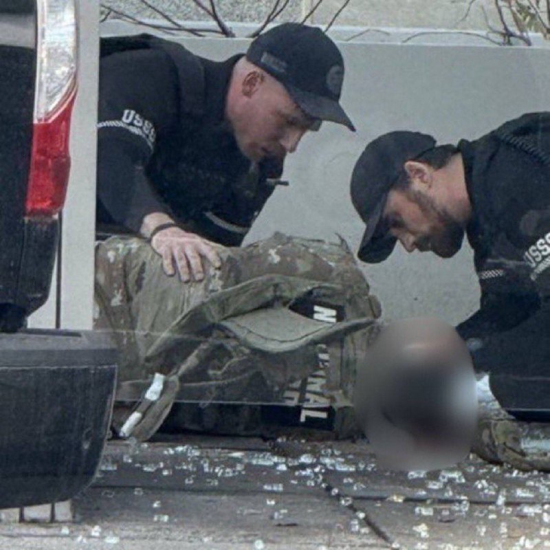 Білий дім закрили через стрілянину поблизу, - ReutersПостраждали двоє нацгварді...