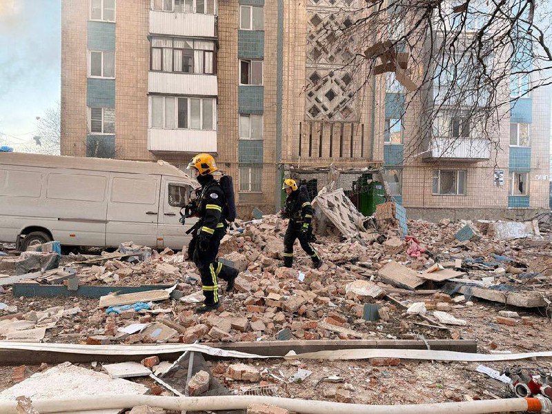 До 35-и зросла кількість загиблих у Тернополі після ракетного теракту росіян 19 ...