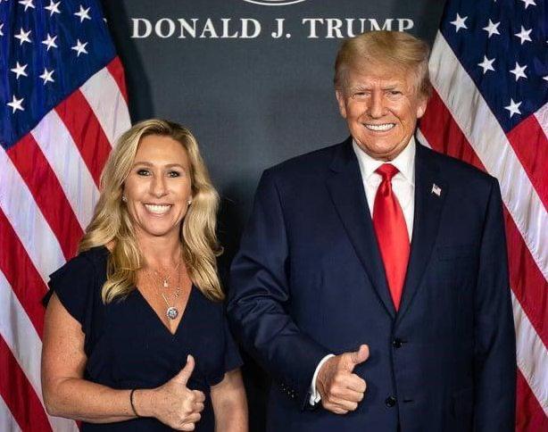 Екссоратниця Трампа та конгресвумен Марджорі Тейлор Грін йде у відставку.Причино...