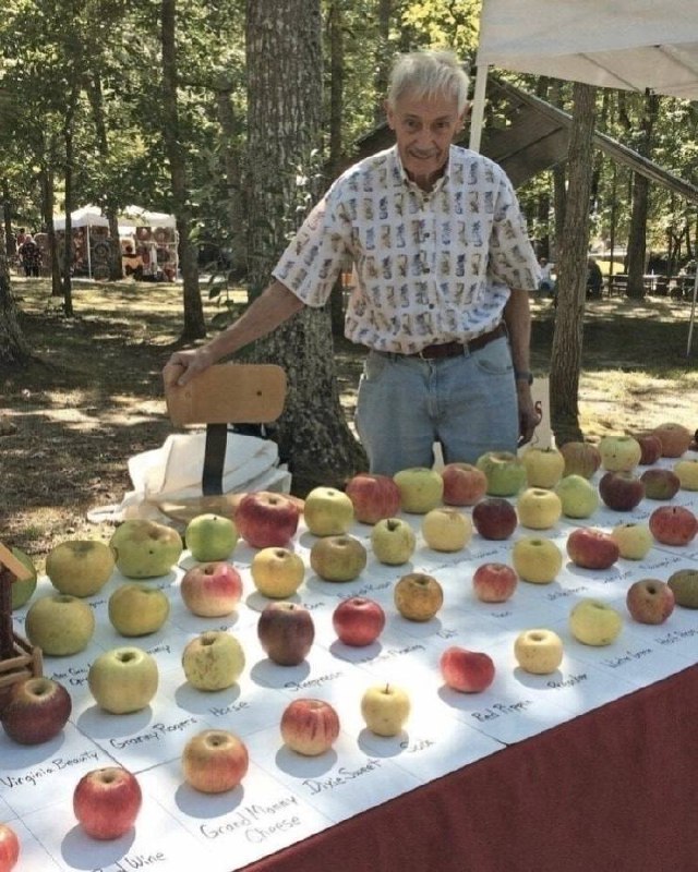Літній інженер Том Брейін присвятив чверть життя пошуку та порятунку рідкісних с...