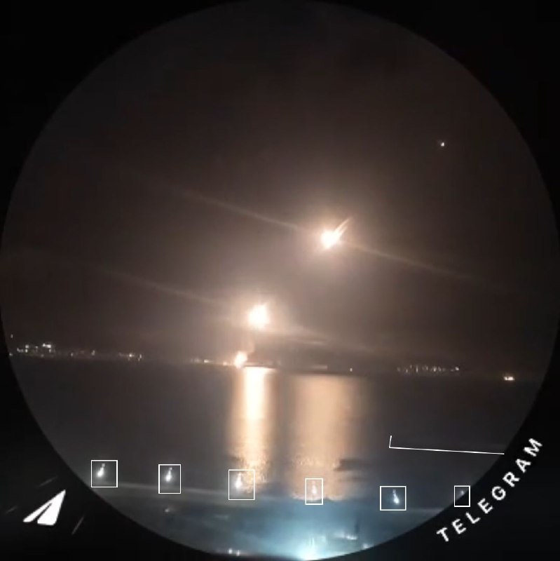 Мережею ширяться відео незграбних ракетних пусків у Новоросійську На кадрах видн...