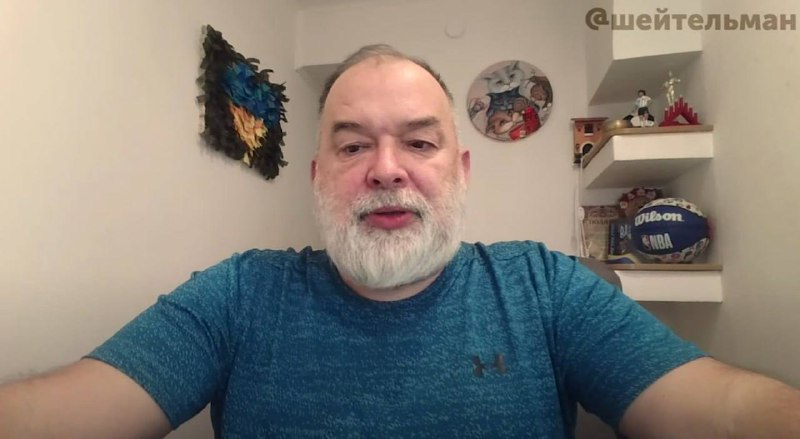 Метушня навколо мирного плану дуже нагадує курку, якій відрубали голову, – Михай...