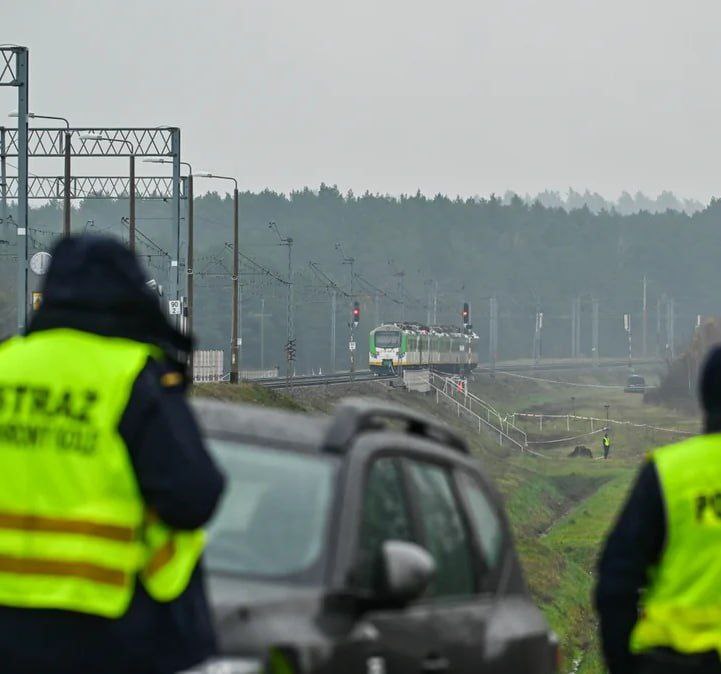 Польські слідчі вважають причетними до диверсій на залізниці між Варшавою та Лю...