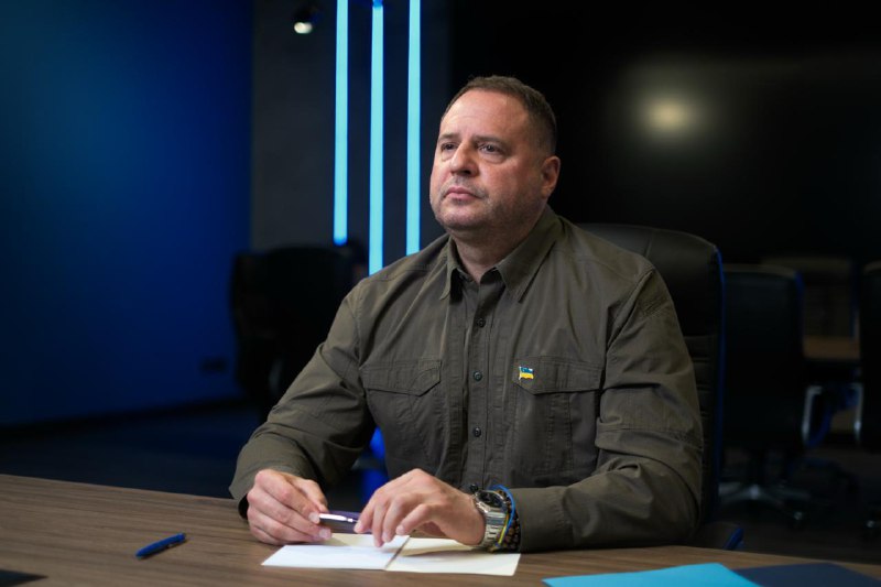 Після обшуків у Єрмака про підозру жодній особі не повідомляли, - джерела РБК-Ук...