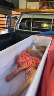 У Таїланді жінка "повернулася з мертвих" у труні за кілька хвилин до кремаціїЗа...