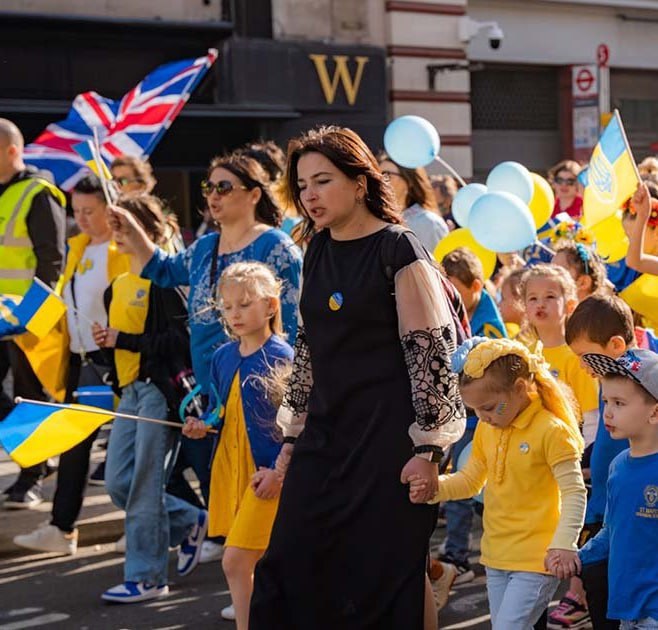 Українські діти у Великій Британії після завершення середньої освіти змушені скл...