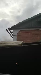 20 FPV за 2 хвилини: бійці 25 опдбр ДШВ, пересуваючись у приватному секторі Покр...