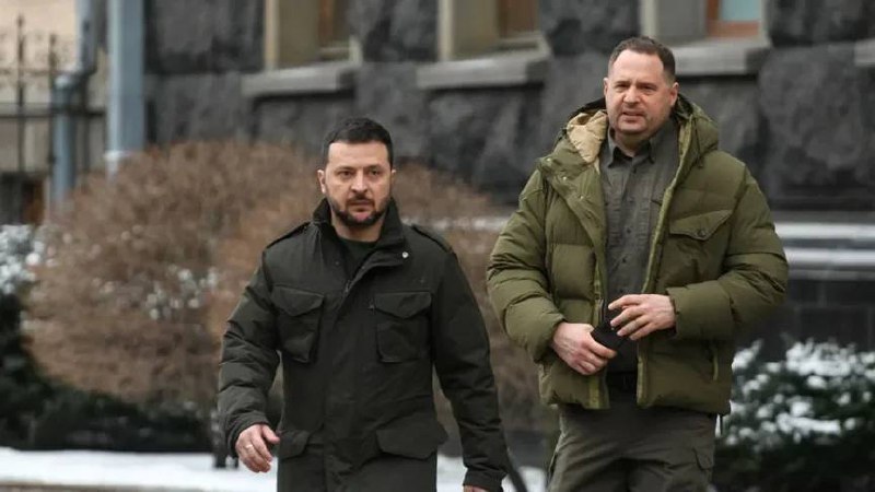 Єрмак зберіг вплив і регулярно спілкується з Зеленським у Конча-Заспі, — "Дзерка...