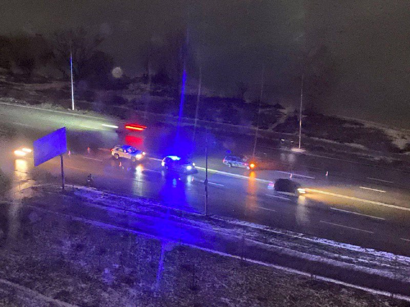 ДТП у Дарницькому районі столиціВідсутність електропостачання у Києві завдає не ...