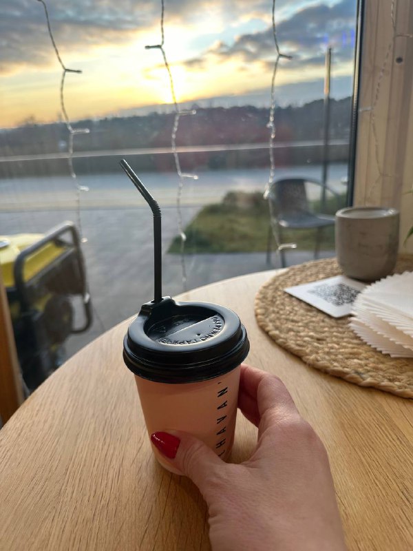 Доброго ранку!Сьогодні в Україні потеплішає, але сиро…  На заході: +5. На півноч...