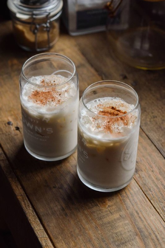 Додавайте в смузі, кашу та випічку: Кефір та його користь для організму  Дієтоло...