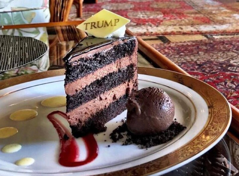 Журналіст розповів, чим годують пресу, поки тривають перемовини Трампа і Зеленсь...