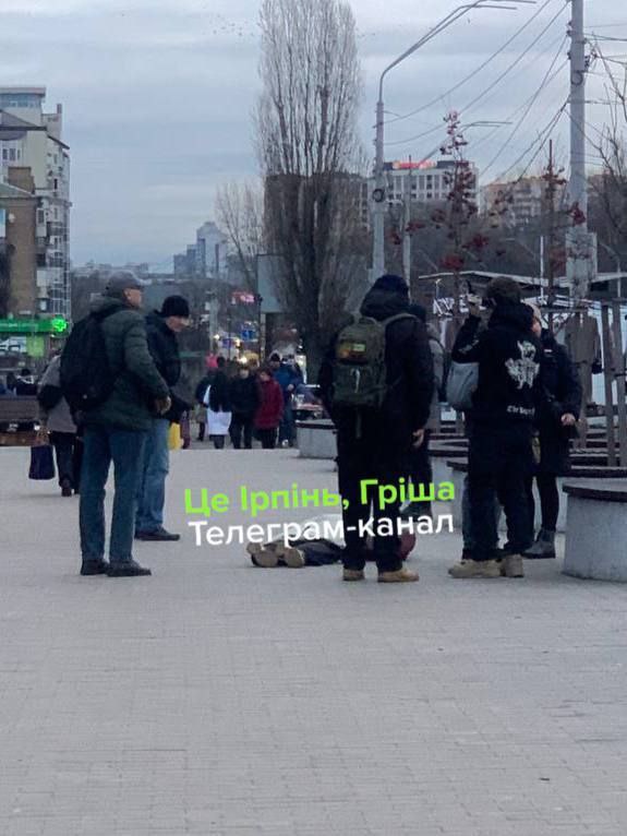 Зафіксовано момент прильоту та вибуху «Шахеда» біля будинку в Києві Ще на кадрах...