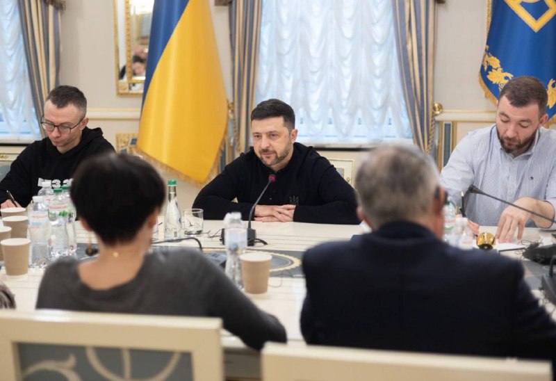 Зеленський дав доручення розробити проект закону про можливість їхнього проведен...