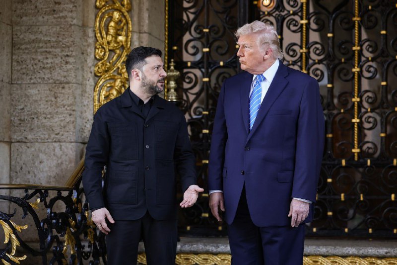 Зустріч Зеленського та Трампа в Мар-а-Лаго триває вже понад дві годиниНагадаємо,...