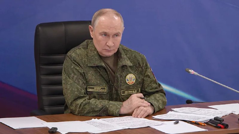 Логіка Путіна така, що чим більше територій контролює Росія, тим менше він хоче ...