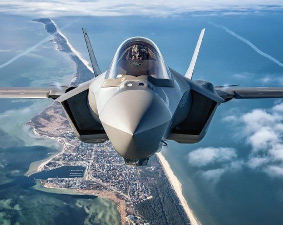 Нідерланди піднімали в небо 2 винищувачі F-35 через невідомий БпЛА, повідомляє М...