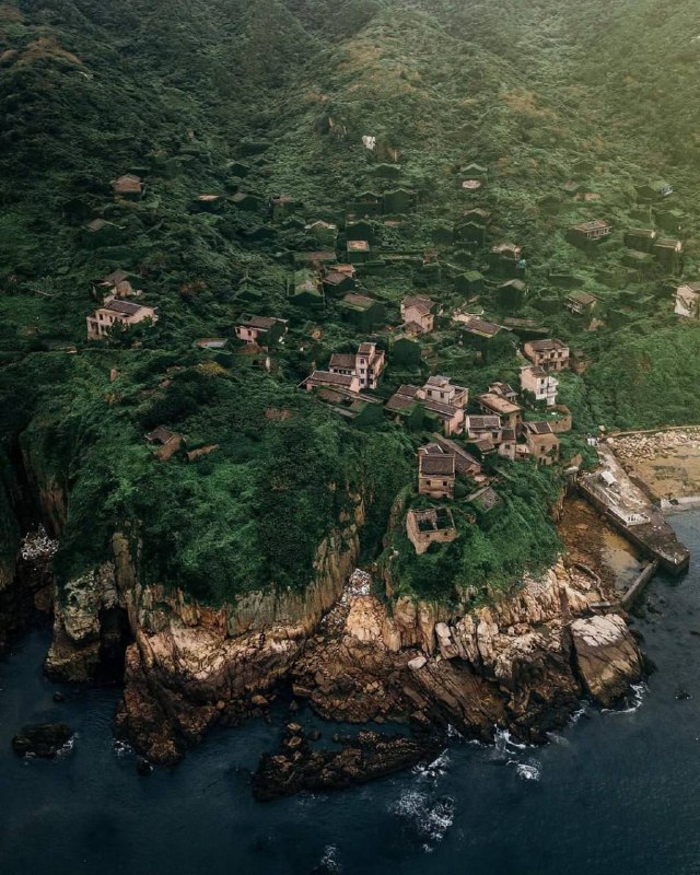 Природа взяла своє: у Китаї є село, яке буквально з'їли рослиниЦе острів Шеншань...