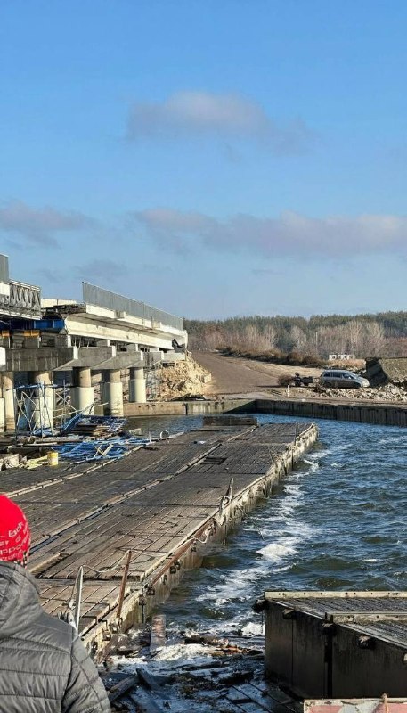 Росія вчинила напад на греблю Печенізького водосховища в Харківській області: ру...