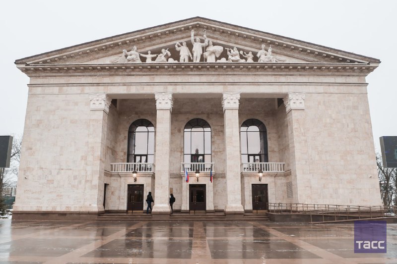 Росіяни відкрили "відреставрований" драмтеатр в окупованому МаріуполіНагадуємо, ...