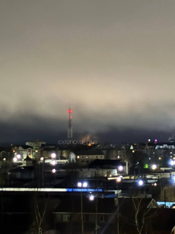 У Великому Новгороді пожежа на заводі "Акрон", повідомляють місцеві паблікиЗавод...