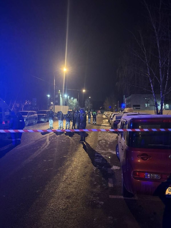 У Москві вибухнуло авто біля поліцейської дільниці - на тій самій вулиці, де дн...