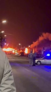 Урюпінський нафтопереробний завод засяяв вогняними фарбами...