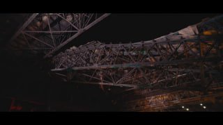 "Щедрик" прозвучав серед руїнХор виконав легендарну різдвяну пісню прямо в машин...