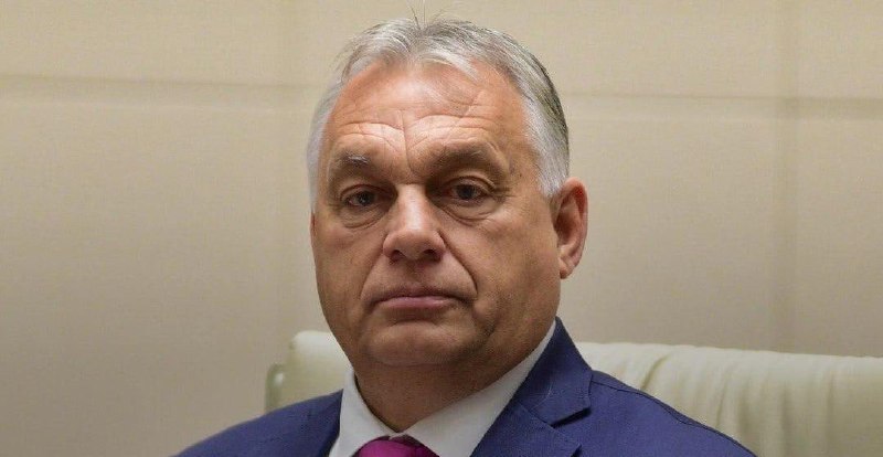 Кожен Віктор, який живе на гроші Європи і в той же час намагається продавати євр...