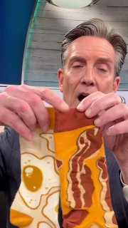 Американський телеведучий став рекордсменом із найбільшою колекцією шкарпетокПро...