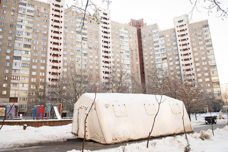 Відновлення подачі води на лівому березі Києва очікується протягом дня"Ускладнен...