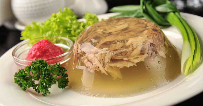 Готуємо холодець без желатинуВідомий столичний ресторатор Михайло Кацурін розпов...