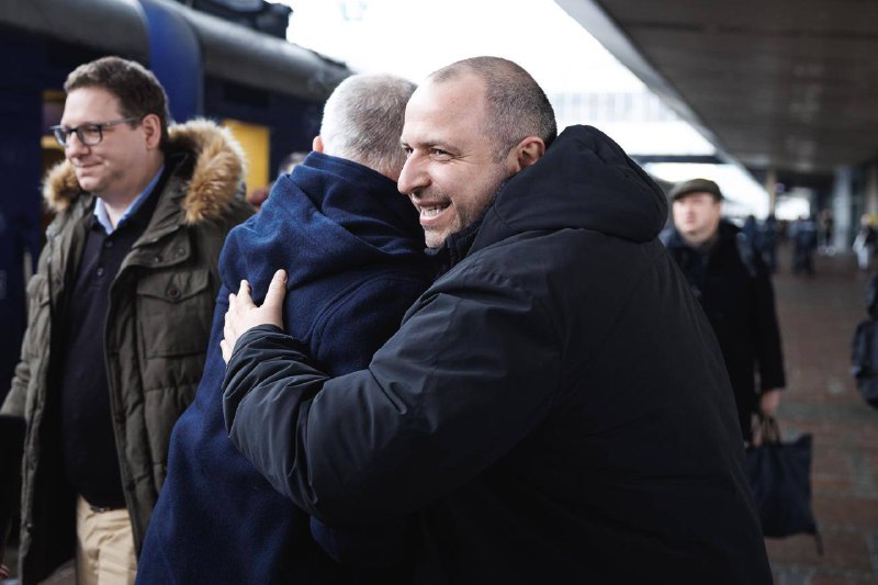 До Києва прибули радники з питань національної безпеки європейських країн, - Умє...
