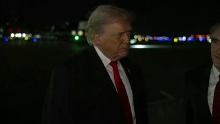 «Запроваджу 200% тарифів на його шампанське — і він погодиться»: Трамп відреагув...