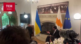 Зеленський прибув до Кіпру: він проведе зустрічі з президентом Кіпру Христодулід...