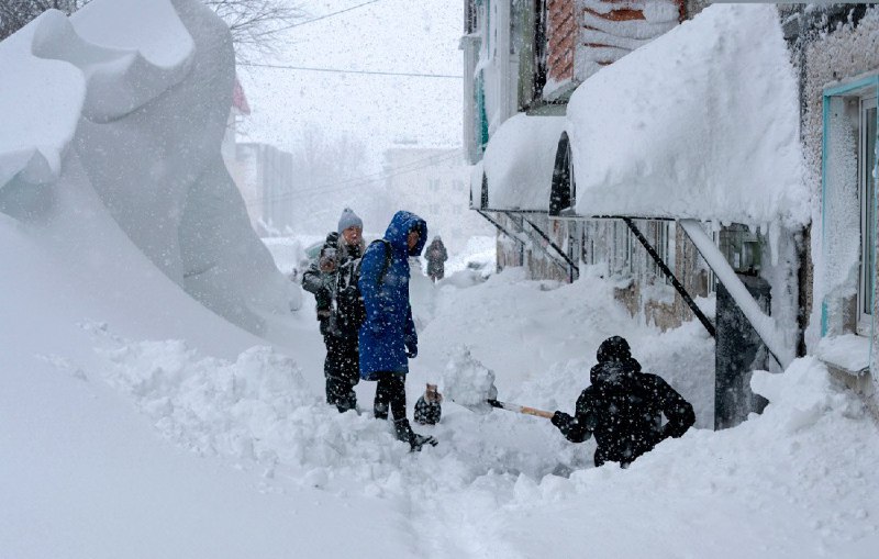 Кацапську Камчатку намертво замело снігом Місцями кучугури досягають 5 метрів! Л...