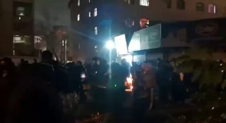 МЗС закликало українців терміново виїхати з Ірану через погіршення безпекової с...