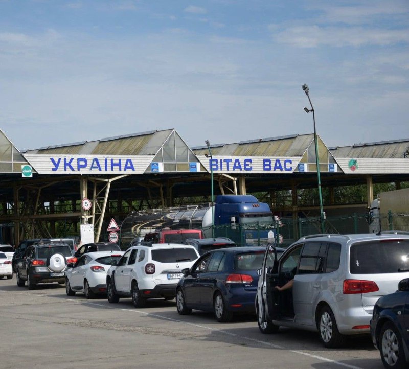 На кордоні Львівської та Волинської областей зараз великі черги, – ДПСУПрикордон...
