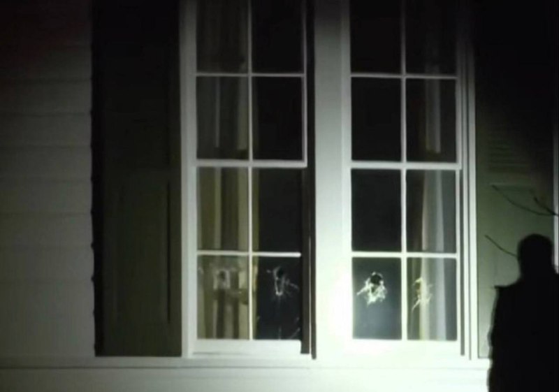 У США затримали чоловіка, який розбив вікна в будинку Джей Ді Венса в Цинциннаті...