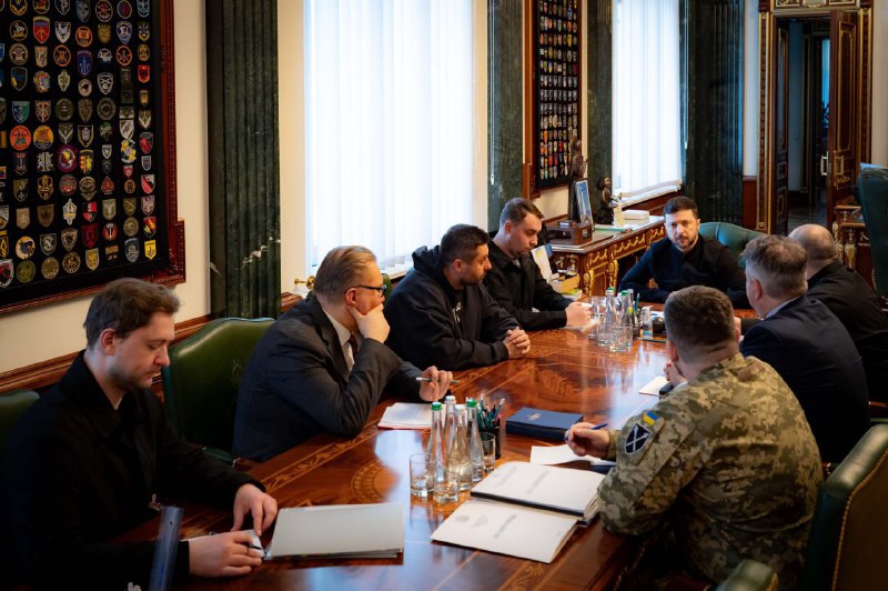 Це повинен бути документ історичного рівня, і саме такого рівня текст досягає за...
