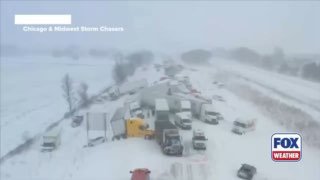 Через снігопад, ожеледицю та погану видимість у Мічигані сталася ДТП за участі б...